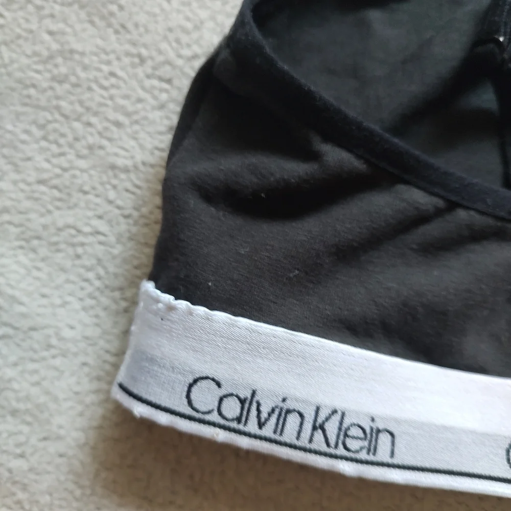 Calvin Klein calvin klein
